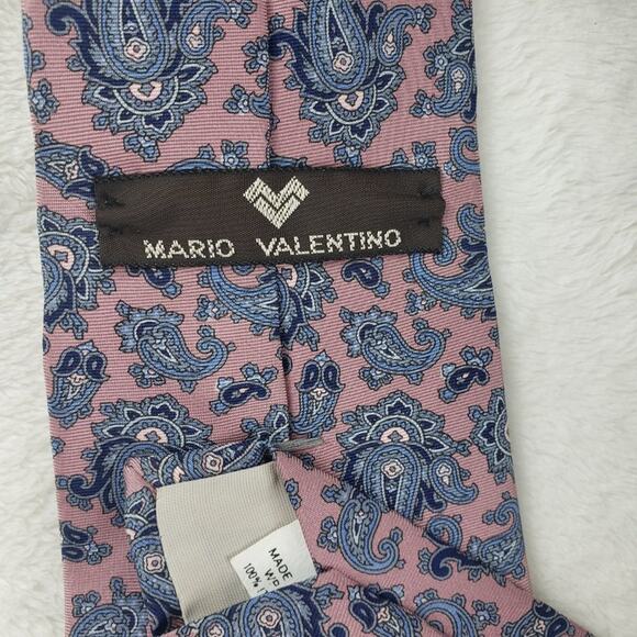 Vintage Mario Valentino 100% Italian Silk Paisley Pink and Blue Tie Made USA - Picture 4 of 6